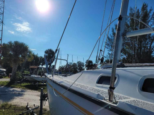 2000 23' Precision Sailboat - Image 15